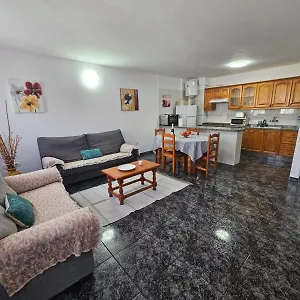 Mendoza-san Isidro , San Isidro (Tenerife) España